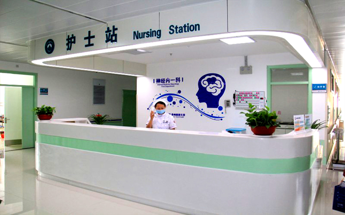 鋁合金門(mén)廠為大家剖析未來(lái)行業(yè)發(fā)展趨勢(shì)